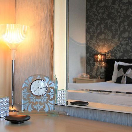 The Paragon - Guest Accommodation スカーバラ エクステリア 写真