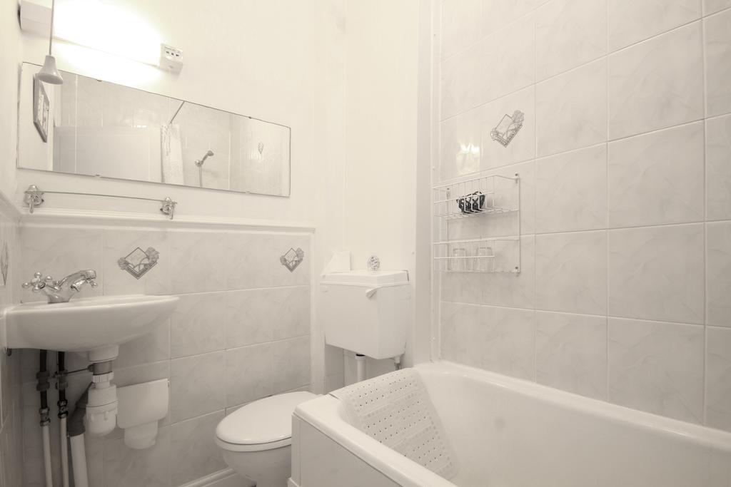 The Paragon - Guest Accommodation スカーバラ 部屋 写真